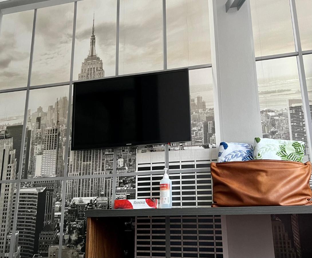 Habitacion New York - 5 Torres มาดริด ภายนอก รูปภาพ
